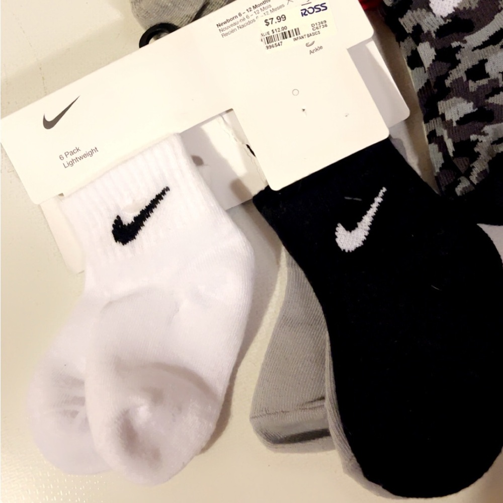 Baby Nike / Puma Socks 16 Pairs 6-12 Months